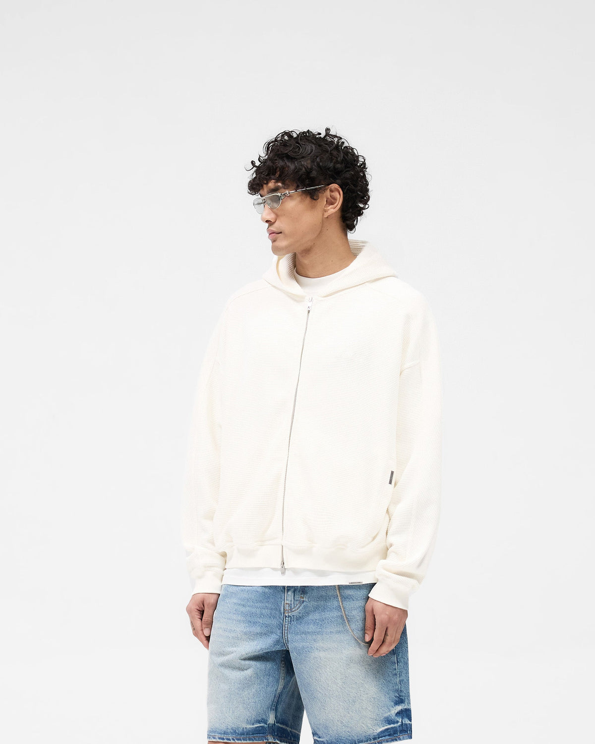 0049__0098_022125_SS25DROP2_WAFFLEZIPTHROUGHHOODIE_FLATWHITE_1